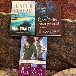 Thriller book bundle